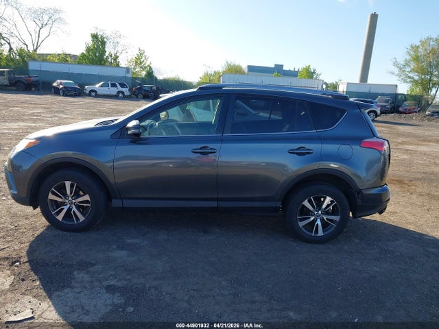 Toyota Rav4 Xle 2017 JTMRFREV4HD200463 Image 14