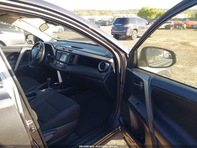 Toyota Rav4 Xle 2017 JTMRFREV4HD200463 Image 5