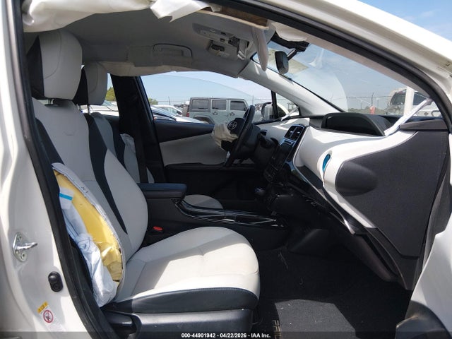 Продаж на аукціоні авто 2016 Toyota Prius Four, vin: JTDKARFU3G3506581, номер лоту: 44901942