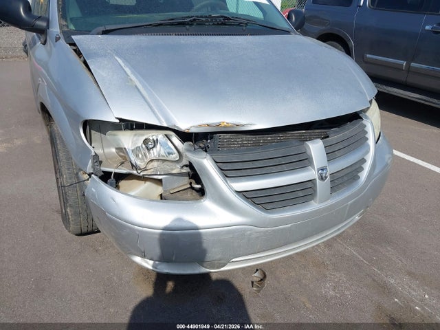 Продажа на аукционе авто 2005 Dodge Grand Caravan Se, vin: 1D4GP24R95B205796, номер лота: 44901949