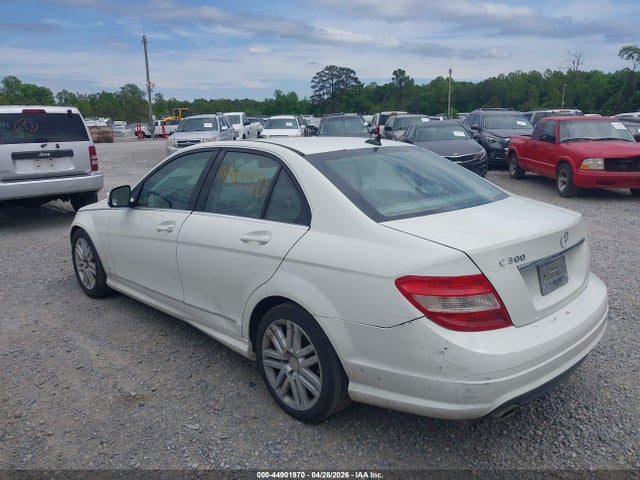44901970 :رقم المزاد ، WDDGF54X59R078998 vin ، 2009 Mercedes-benz C 300 Luxury/sport مزاد بيع