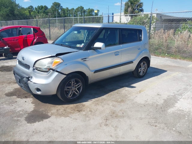 2010 Kia Soul + მანქანა იყიდება აუქციონზე, vin: KNDJT2A26A7162215, აუქციონის ნომერი: 44901990
