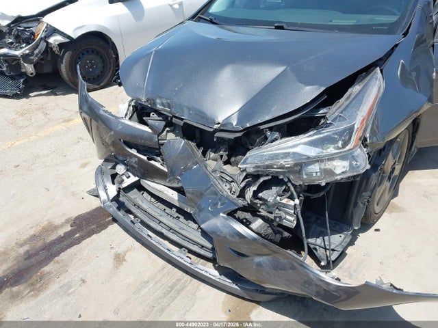JTDKAMFU2N3162385 Toyota Prius Limited