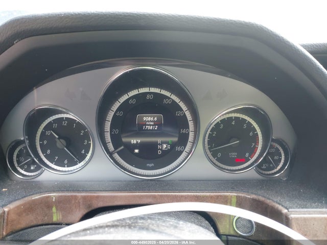 2013 Mercedes-benz E 350 4matic მანქანა იყიდება აუქციონზე, vin: WDDHF8JB7DA767284, აუქციონის ნომერი: 44902025
