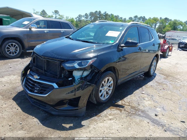 Chevrolet EQUINOX LT 2018 2GNAXSEV2J6345952 Image 2