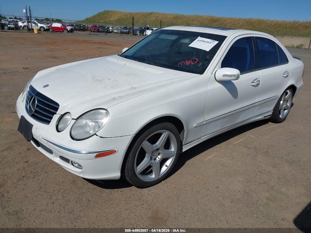 44902057 :رقم المزاد ، WDBUF70J04A553392 vin ، 2004 Mercedes-benz E 500 مزاد بيع