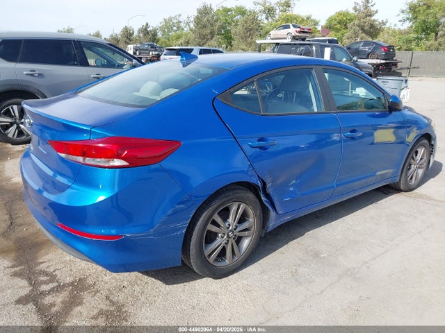 KMHD84LF3HU107464 Hyundai ELANTRA SE