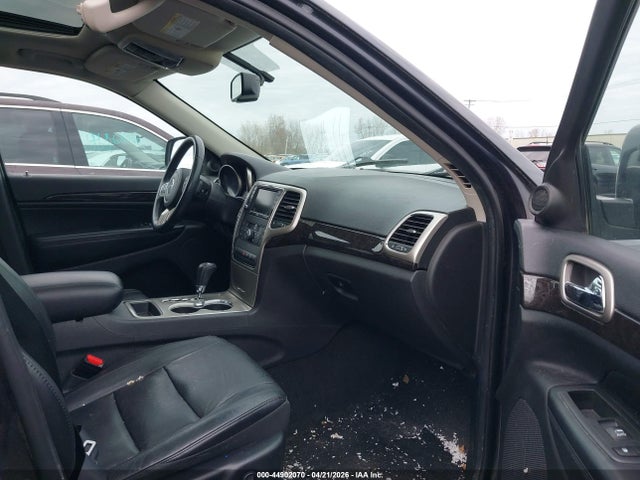 Продаж на аукціоні авто 2012 Jeep Grand Cherokee Laredo, vin: 1C4RJFAG5CC310828, номер лоту: 44902070