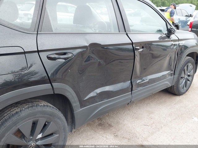 44902080 :رقم المزاد ، 3VVDX7B28PM365510 vin ، 2023 Volkswagen Taos 1.5t S مزاد بيع