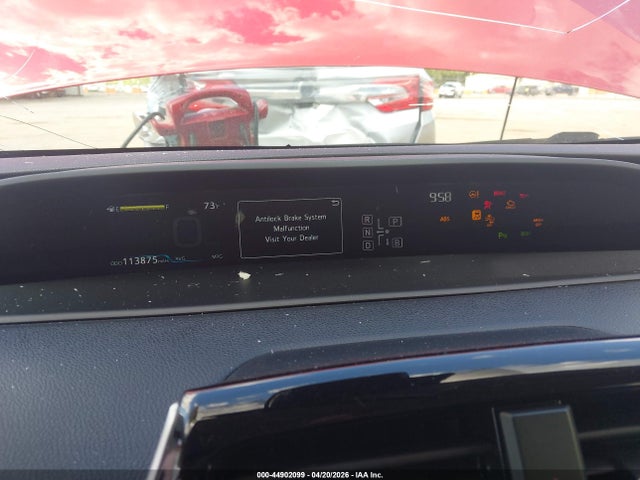Продажа на аукционе авто 2017 Toyota Prius Three Touring, vin: JTDKARFU0H3543945, номер лота: 44902099