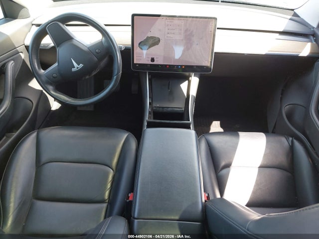 Продажа на аукционе авто 2018 Tesla Model 3 Long Range/mid Range, vin: 5YJ3E1EA7JF172017, номер лота: 44902106