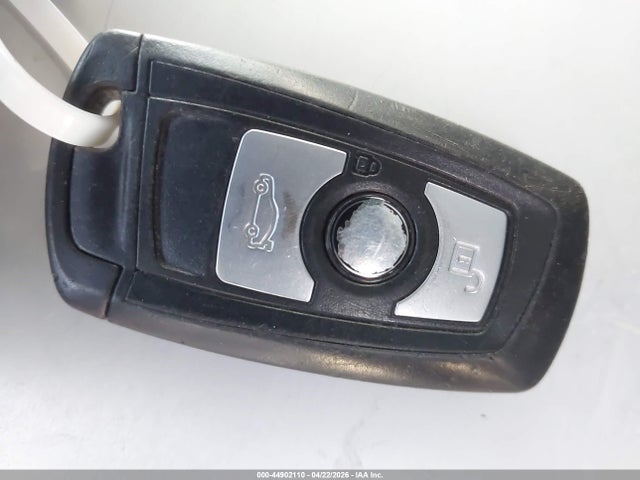 WBA3C1C58FK118194 BMW 328I
