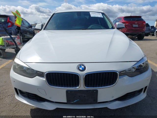 WBA3C1C58FK118194 BMW 328I