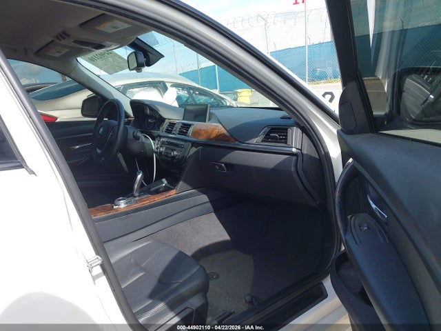 WBA3C1C58FK118194 BMW 328I