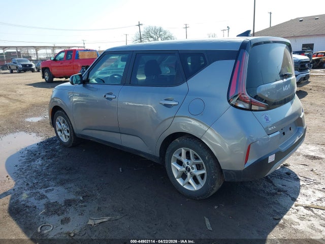2024 Kia Soul Lx მანქანა იყიდება აუქციონზე, vin: KNDJ23AU6R7897217, აუქციონის ნომერი: 44902114
