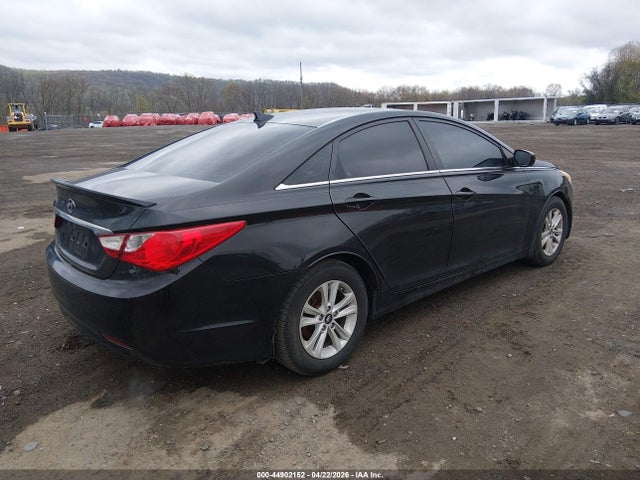 2013 Hyundai Sonata Gls მანქანა იყიდება აუქციონზე, vin: 5NPEB4AC5DH634574, აუქციონის ნომერი: 44902152