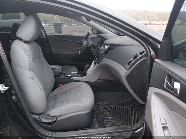 2013 Hyundai Sonata Gls მანქანა იყიდება აუქციონზე, vin: 5NPEB4AC5DH634574, აუქციონის ნომერი: 44902152