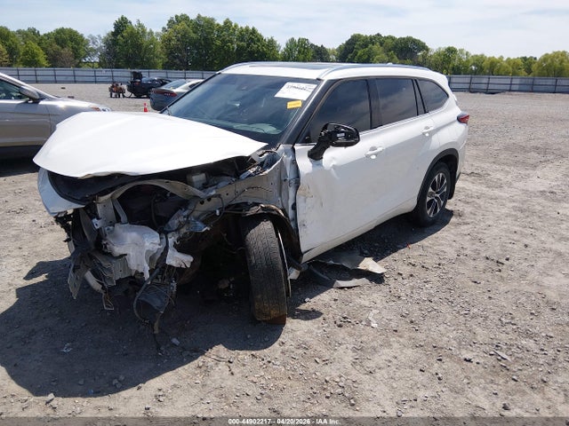Aukcja sprzedaży 2021 Toyota Highlander Xle, vin: 5TDGZRAH7MS532975, numer aukcji: 44902217
