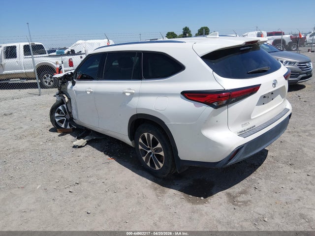 Aukcja sprzedaży 2021 Toyota Highlander Xle, vin: 5TDGZRAH7MS532975, numer aukcji: 44902217