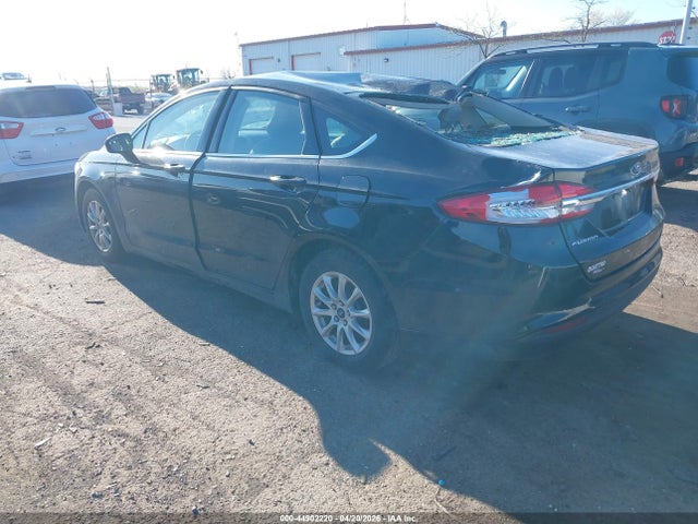 44902220 :رقم المزاد ، 3FA6P0G77JR259231 vin ، 2018 Ford Fusion S مزاد بيع