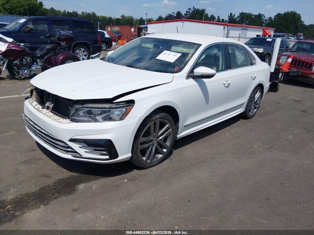 Продаж на аукціоні авто 2016 Volkswagen Passat 1.8t R-line, vin: 1VWAT7A3XGC065456, номер лоту: 44902236