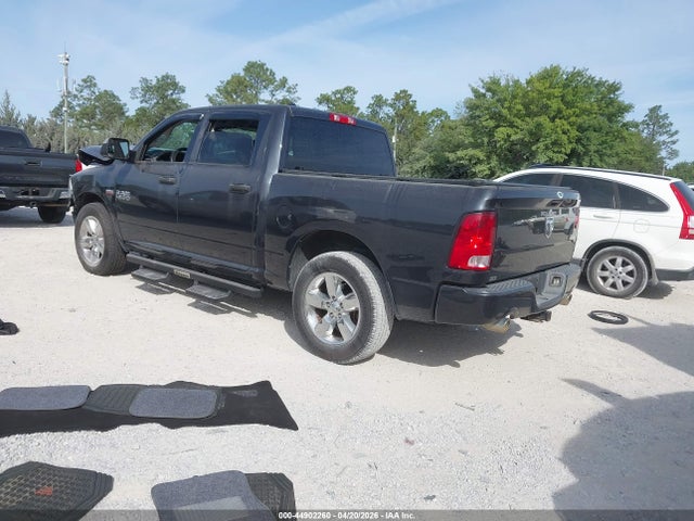 44902260 :رقم المزاد ، 1C6RR6KTXJS295385 vin ، 2018 Ram 1500 Express  4x2 5'7 Box مزاد بيع