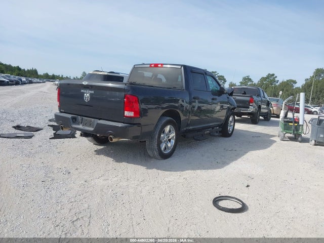 44902260 :رقم المزاد ، 1C6RR6KTXJS295385 vin ، 2018 Ram 1500 Express  4x2 5'7 Box مزاد بيع