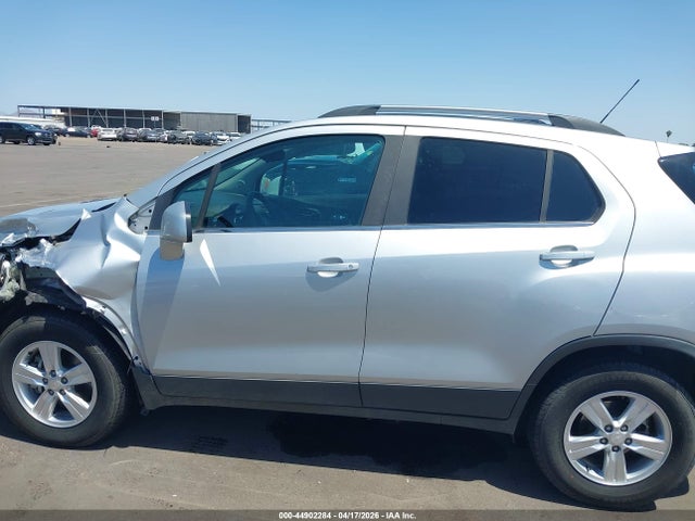 3GNCJPSB7HL217178 Chevrolet Trax Lt