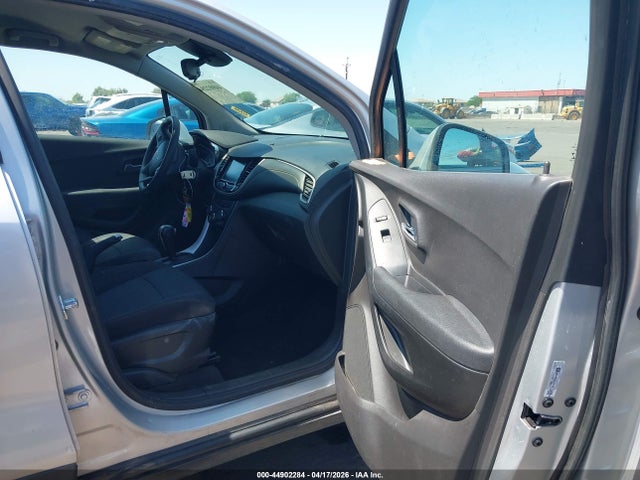 3GNCJPSB7HL217178 Chevrolet Trax Lt
