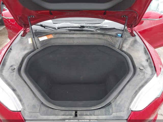 Продаж на аукціоні авто 2015 Tesla Model S 85d/p85d, vin: 5YJSA1E49FF114015, номер лоту: 44902293