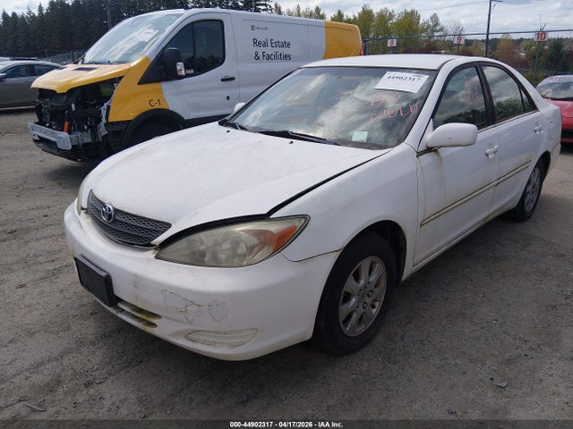 2004 Toyota Camry Le მანქანა იყიდება აუქციონზე, vin: JTDBE32K340274955, აუქციონის ნომერი: 44902317