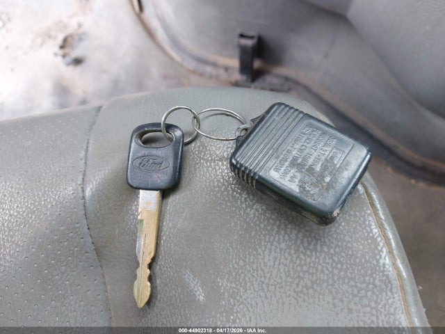 2012 Ford E-250 Commercial მანქანა იყიდება აუქციონზე, vin: 1FTNE2EL1CDB08257, აუქციონის ნომერი: 44902318