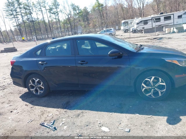 2019 Kia Forte Lxs მანქანა იყიდება აუქციონზე, vin: 3KPF24AD8KE104534, აუქციონის ნომერი: 44902329