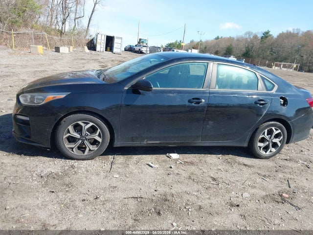 2019 Kia Forte Lxs მანქანა იყიდება აუქციონზე, vin: 3KPF24AD8KE104534, აუქციონის ნომერი: 44902329
