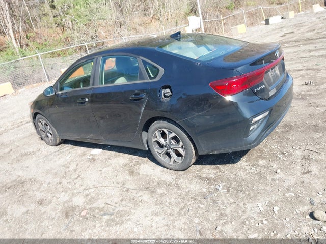 2019 Kia Forte Lxs მანქანა იყიდება აუქციონზე, vin: 3KPF24AD8KE104534, აუქციონის ნომერი: 44902329