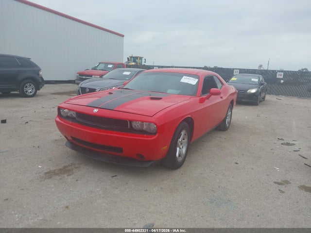 44902331 :رقم المزاد ، 2B3CJ4DV2AH260518 vin ، 2010 Dodge Challenger Se مزاد بيع