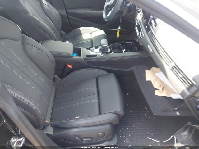 Продаж на аукціоні авто 2024 Audi A5 Sportback Premium Plus 45 Tfsi Quattro S Tronic, vin: WAUFACF52RA078957, номер лоту: 44902363