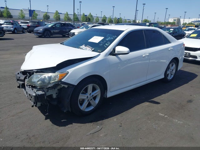 Toyota CAMRY SE 2014 4T1BF1FK0EU849000 Image 2