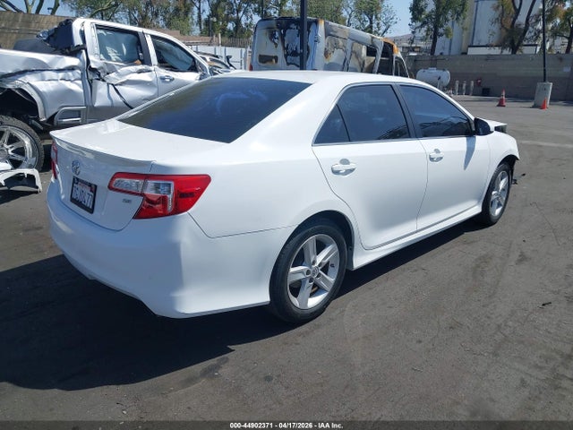 Toyota CAMRY SE 2014 4T1BF1FK0EU849000 Image 4