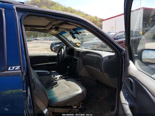 2002 Chevrolet Trailblazer Ltz მანქანა იყიდება აუქციონზე, vin: 1GNDT13S022213931, აუქციონის ნომერი: 44902393