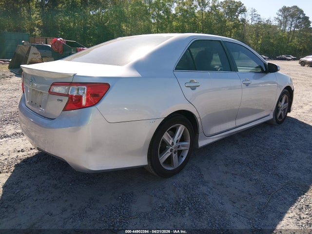 2013 Toyota Camry Se მანქანა იყიდება აუქციონზე, vin: 4T1BF1FK0DU242707, აუქციონის ნომერი: 44902394