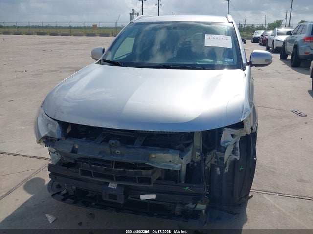 JA4AD3A30JZ008447 Mitsubishi Outlander Sel