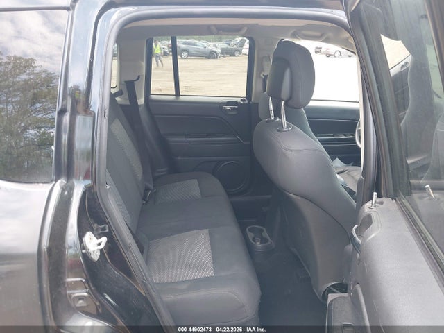 Auction sale of the 2010 Jeep Compass Sport, vin: 1J4NT4FB3AD622691, lot number: 44902473