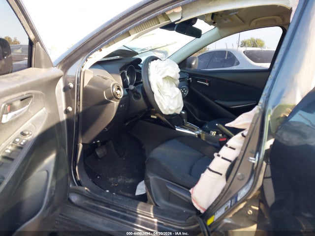3MYDLBYV4HY170336 Toyota YARIS IA