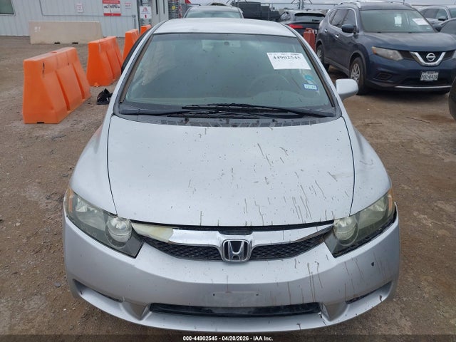 44902545 :رقم المزاد ، 19XFA1F67BE042300 vin ، 2011 Honda Civic Lx-s مزاد بيع