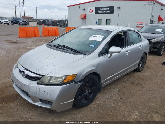 44902545 :رقم المزاد ، 19XFA1F67BE042300 vin ، 2011 Honda Civic Lx-s مزاد بيع