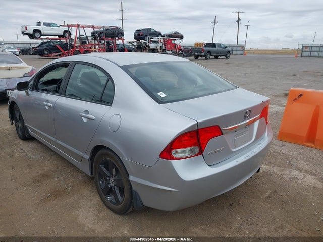 44902545 :رقم المزاد ، 19XFA1F67BE042300 vin ، 2011 Honda Civic Lx-s مزاد بيع