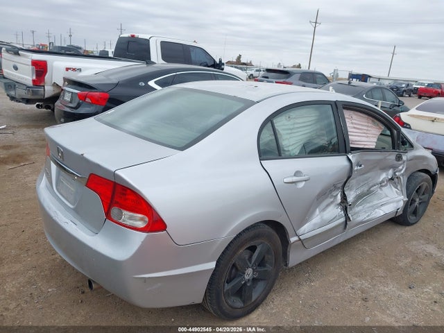 44902545 :رقم المزاد ، 19XFA1F67BE042300 vin ، 2011 Honda Civic Lx-s مزاد بيع