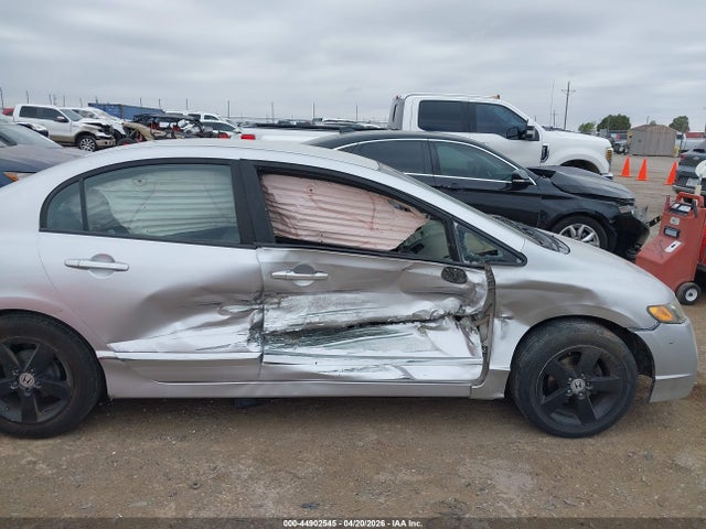 44902545 :رقم المزاد ، 19XFA1F67BE042300 vin ، 2011 Honda Civic Lx-s مزاد بيع