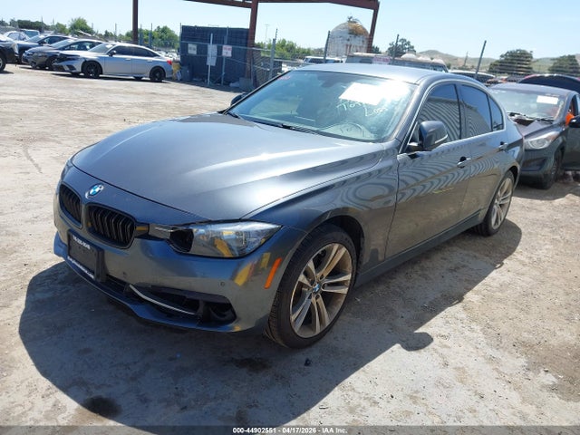 BMW 330I 2017 WBA8B9G3XHNU55581 Image 2